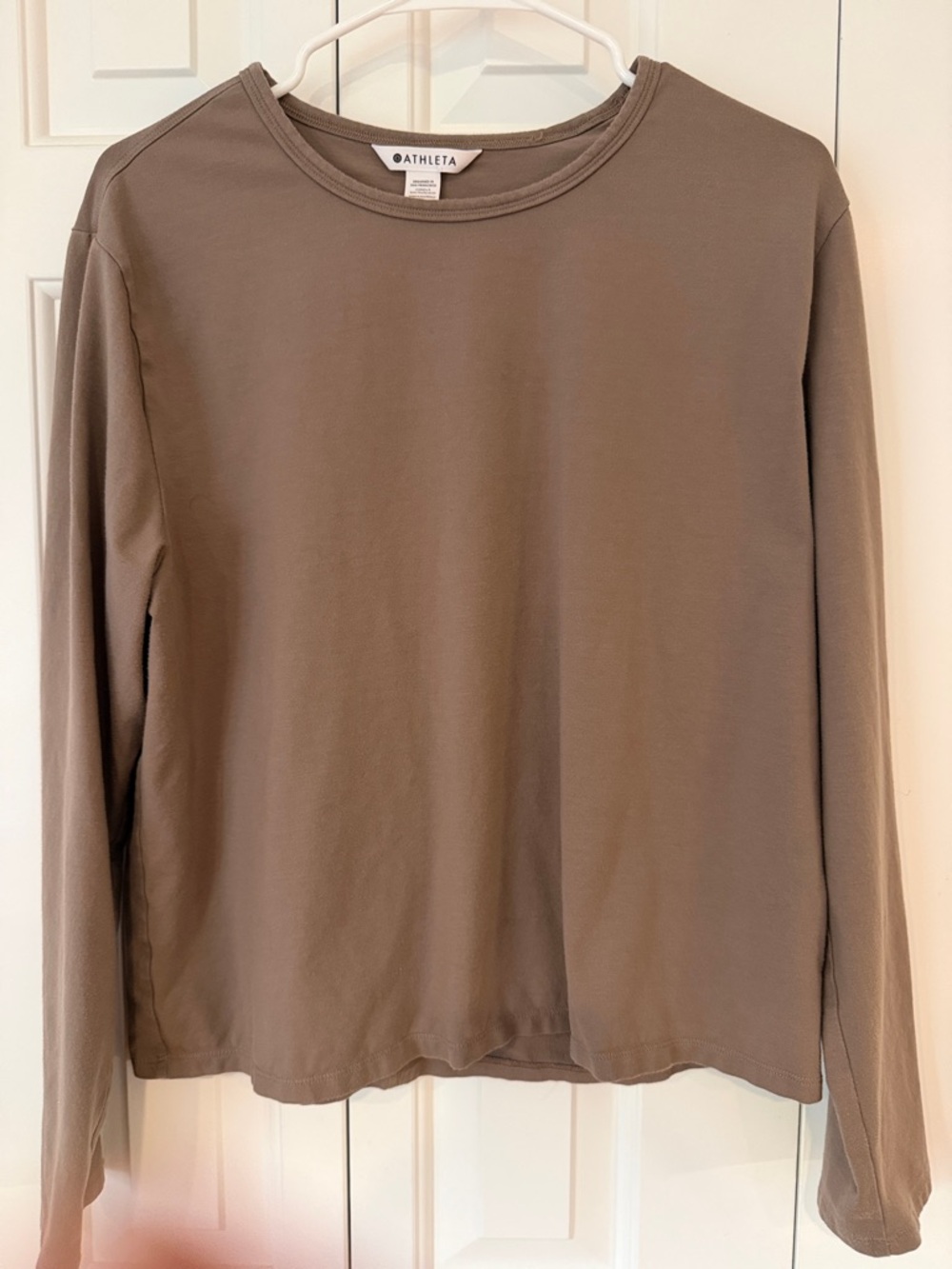 Athleta Women's Long Sleeve Crew Tee in Taupe Brown